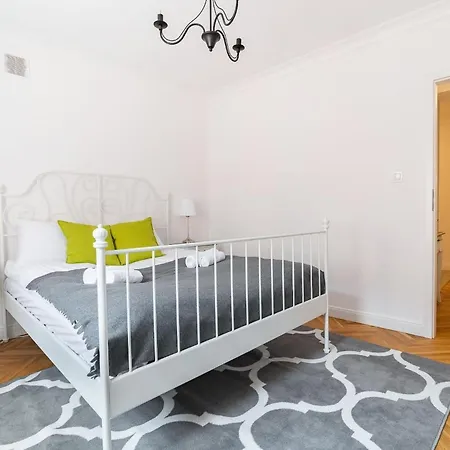 Senatorska 7 By Renters Varsovia