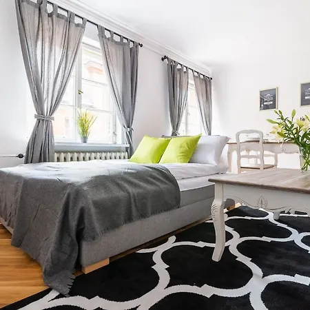 Senatorska 7 By Renters Varsóvia