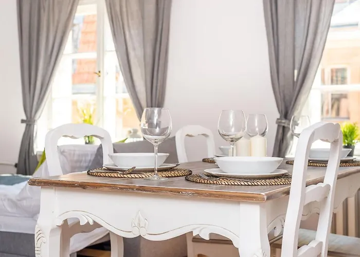 Old Town Senatorska 7 By Renters Apartment *